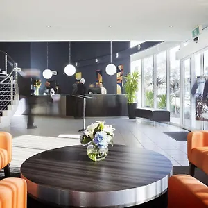 Hotel Ramada Encore By Wyndham Belconnen, Canberra