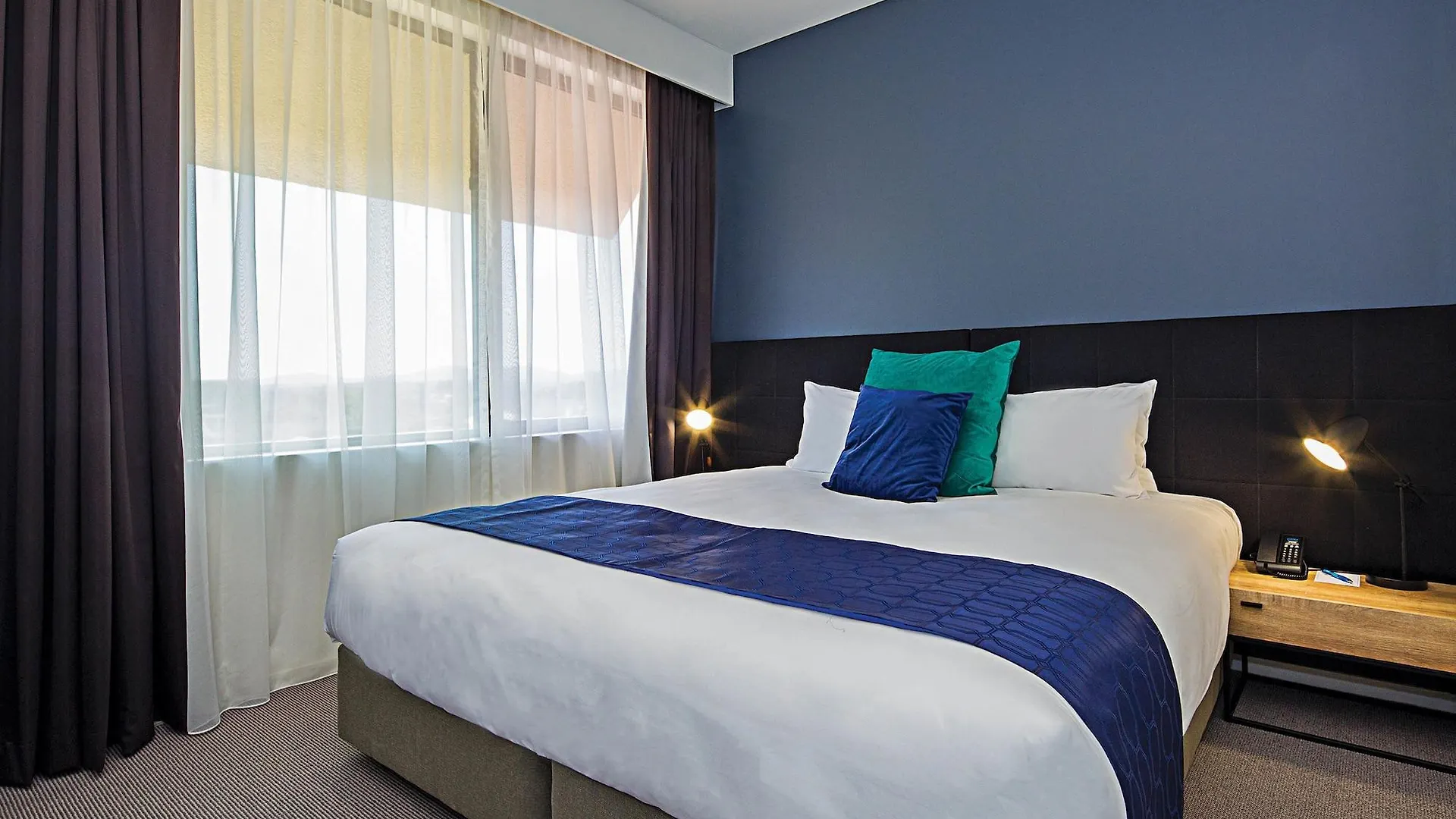 Mantra Macarthur Hotel Canberra